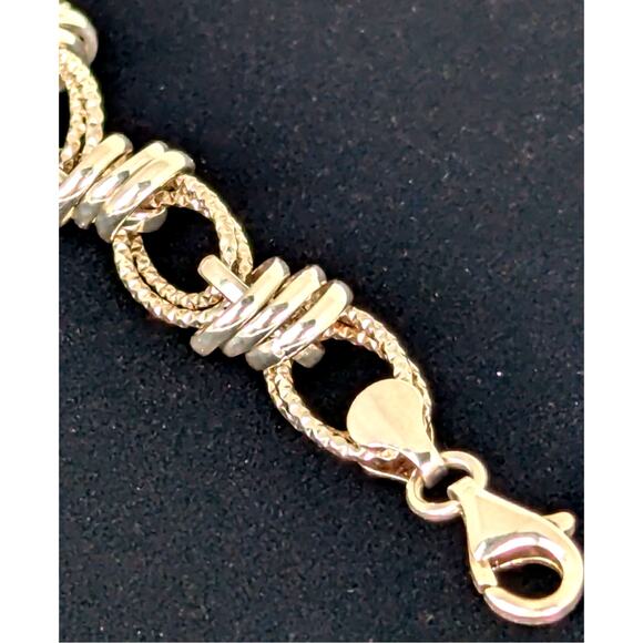 SS chain bracelet 63/4" lobster clasp textured ovals links and connector  NWT - Picture 3 of 7